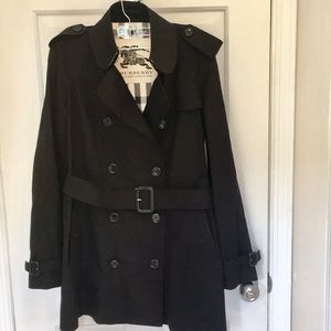 Burberry Trench Coat (Size US 6)